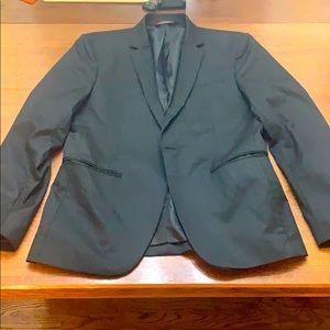 Black on black Zara men’s jacket